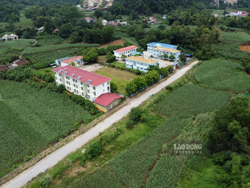 Truong PTDTNT THCS Phuc Hoa hien tai. Anh: Tan Van