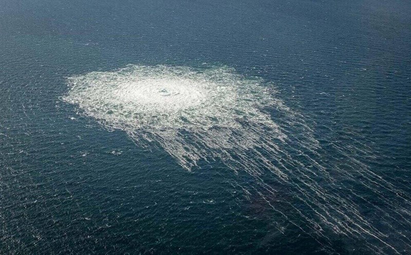 Gas leaked from the Nord Stream 2 pipeline in the Baltic Sea in 2022. Photo: Danish Defense Command