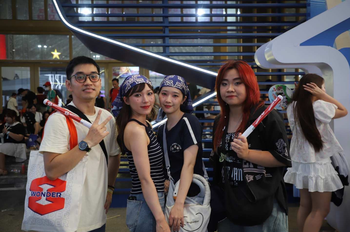 The audience defied the weather, promising to "pay their all" with the 8Wonder music festival. Photo: PV Group