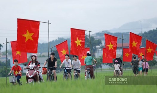 Cánh đồng lớn nhất Tây Bắc trở thành điểm check-in hấp dẫn dịp Quốc khánh 2.9. Ảnh: Quang Đạt