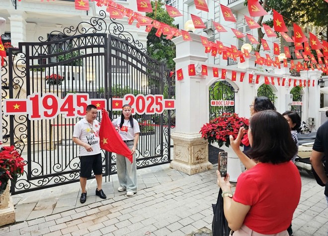 Trung tam Bao chi Thu do Ha Noi - co so 02 cua Trung tam Truyen thong, Du lieu va Cong nghe so thanh pho Ha Noi co dia chi tai 17 Dien Bien Phu, phuong Ba Dinh, Ha Noi