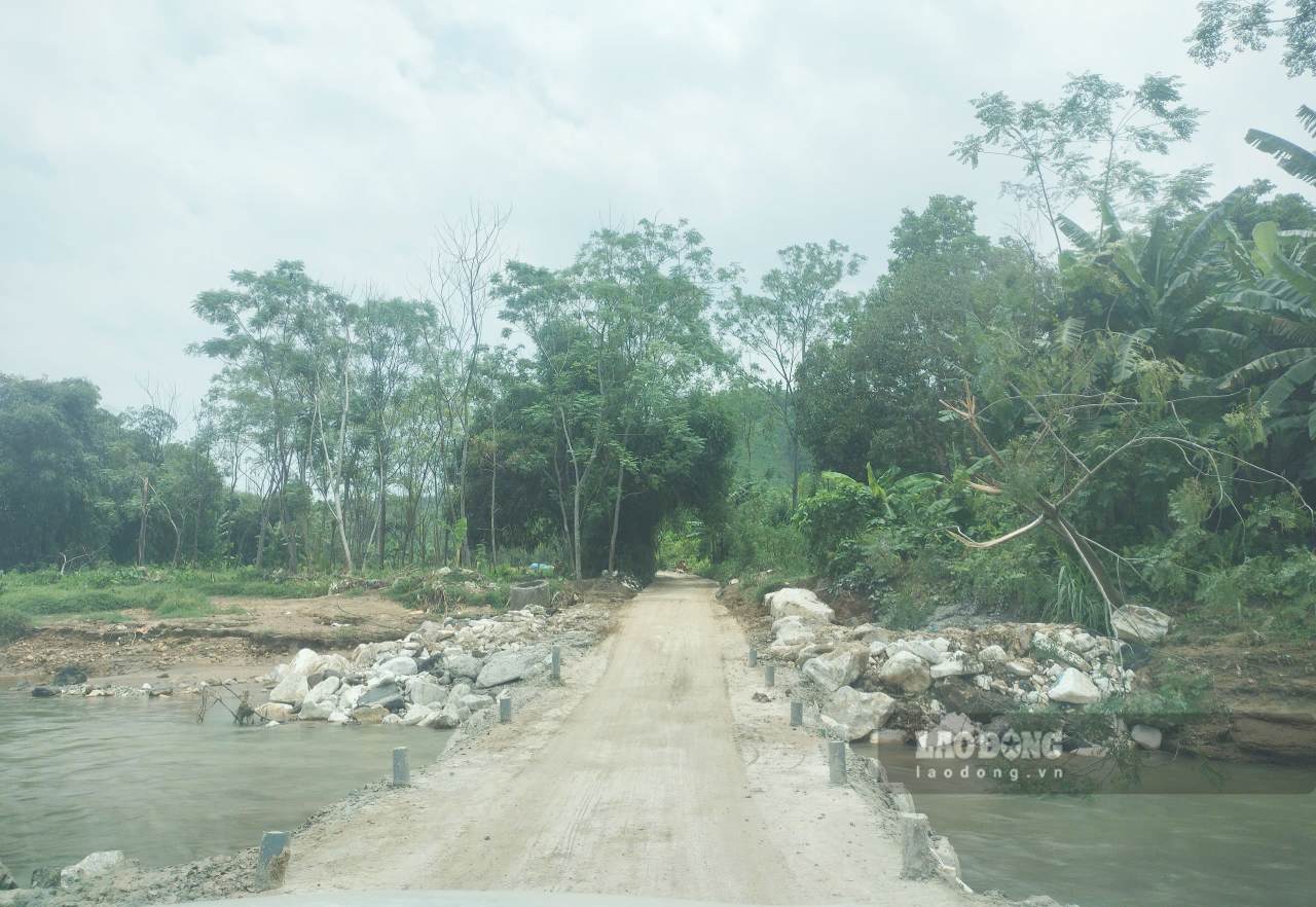 Ngam tran va khu vuc duong noi bo da duoc doanh nghiep khac phuc, sua chua. Anh: Van Duc.