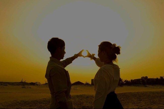 The secret to surprising couples to be happier. Photo: Thanh Ngoc