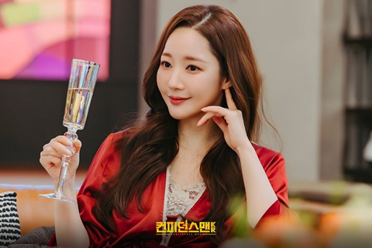 Park Min Young returns with the movie "Confidence Queen". Photo: Producer