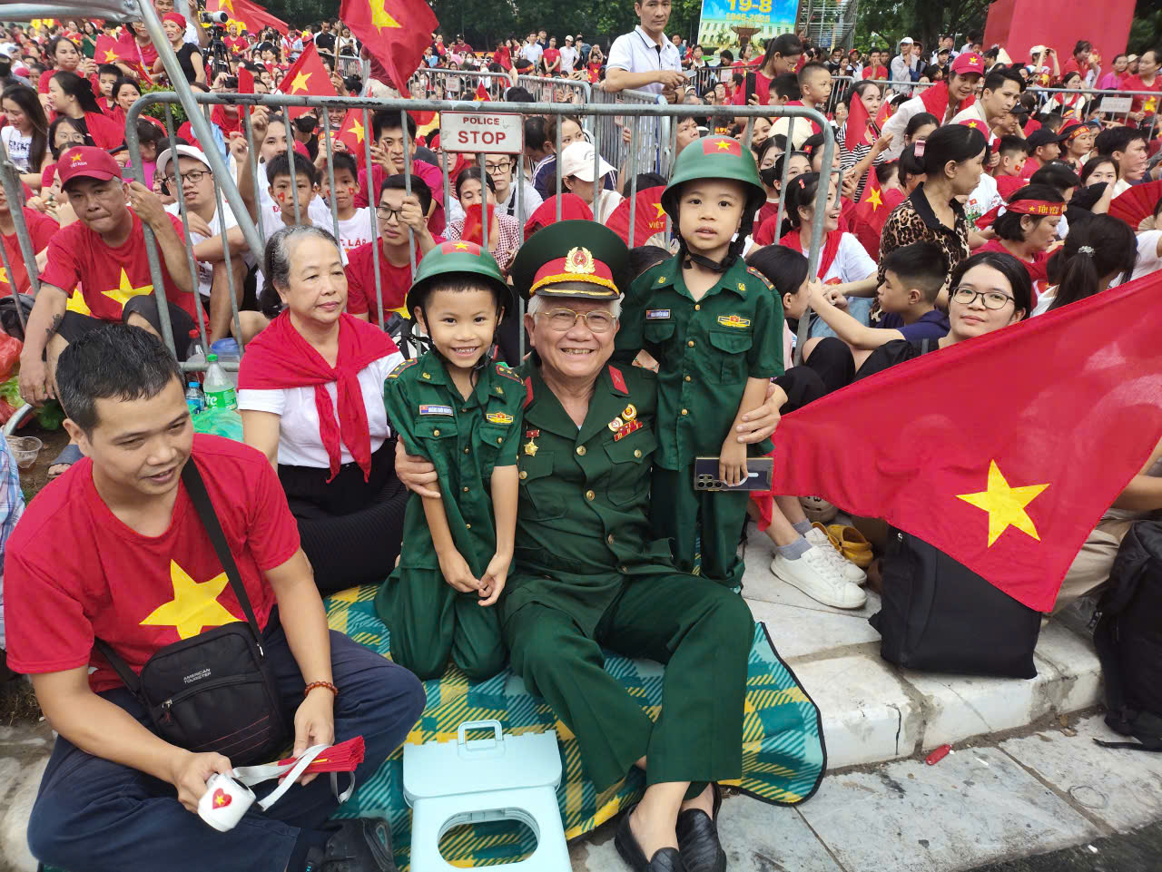 Uu tien moi cac cuu chien binh ngoi hang dau xem dieu binh, dieu hanh A80. Anh: Mai Chau
