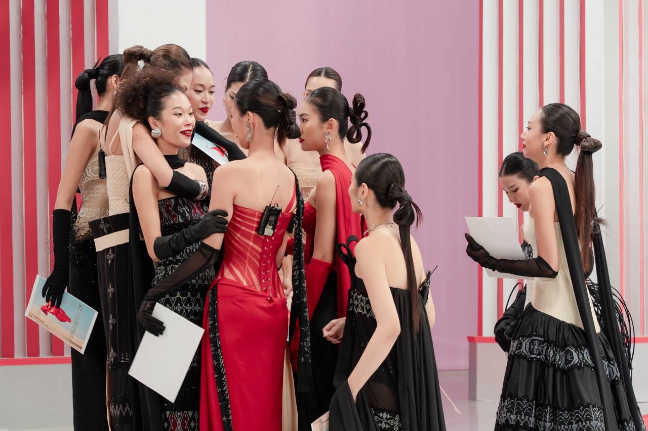 Buổi loại trừ ở Vietnam’s Next Top Model. Ảnh: Nhà sản xuất.