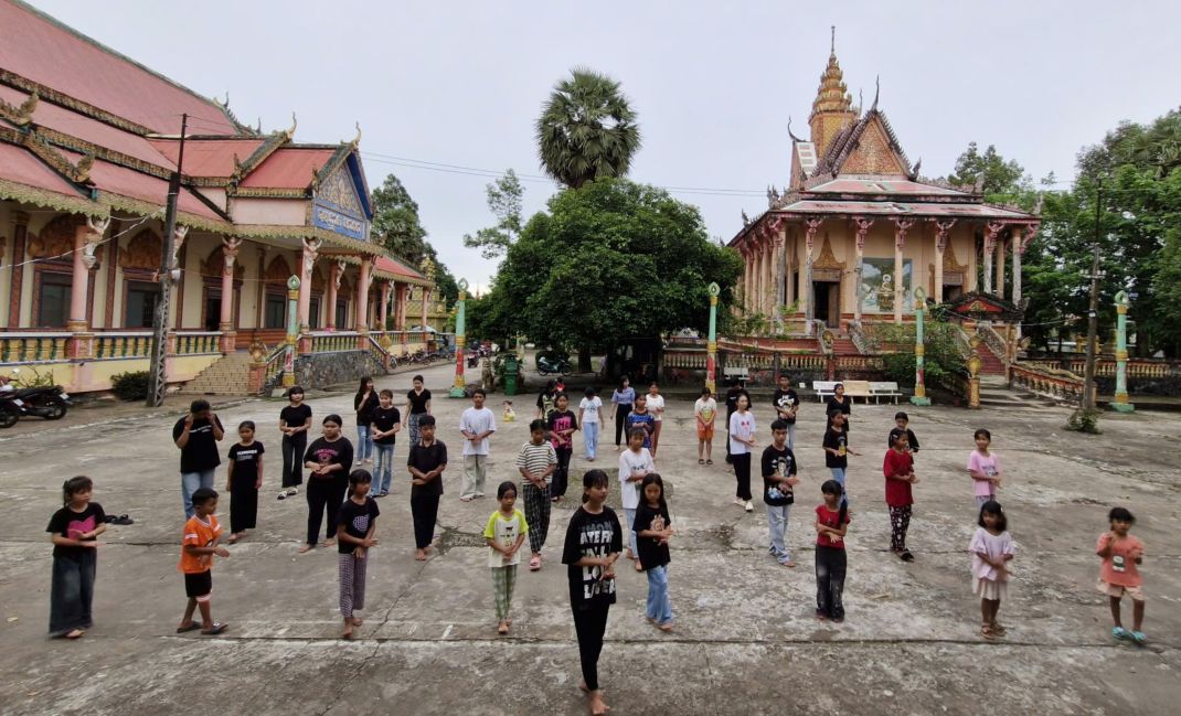 Lop mua Khmer tai san chua Bang Cro Chap Thmay (xa Tan Thanh, TP Can Tho). Anh: Phuong Anh