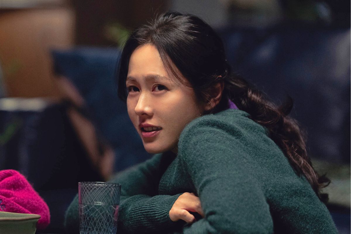 Son Ye Jin embroiled in controversy over a statement by Lee Byung Hun