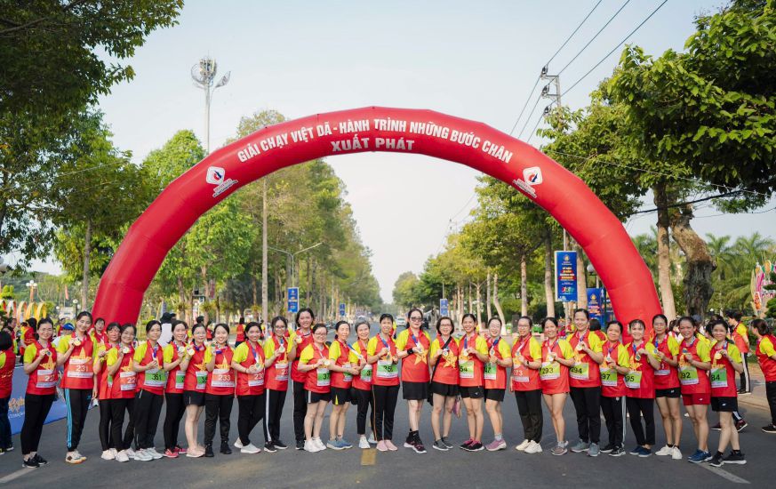 DOMESCO는 전체 부서의 간부 및 노동자를 위한 스포츠 행사를 조직합니다. 사진: DOMESCO