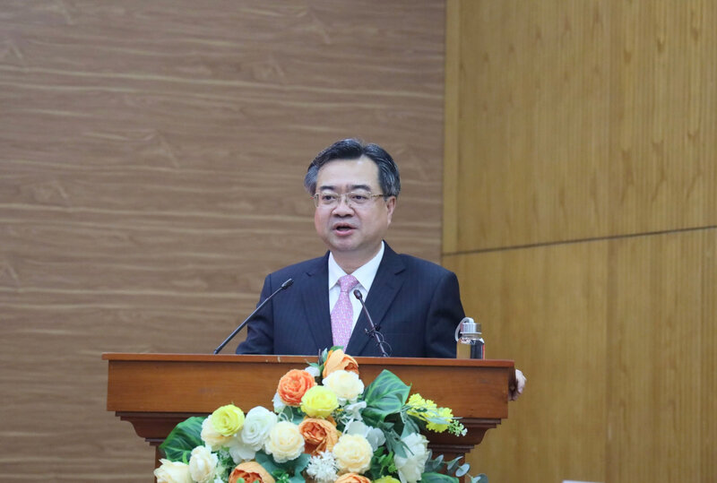 Nghi