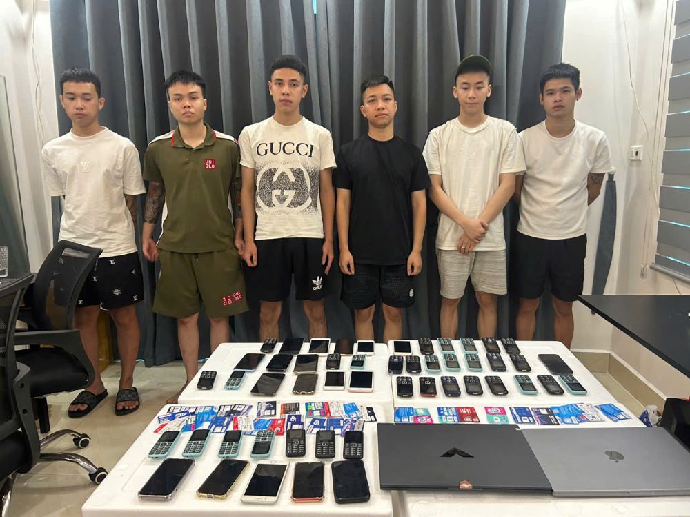 Đà Nẵng triệt phá đường dây cho vay nặng lãi, thu lợi bất chính hơn 9 tỉ đồng. Ảnh: Công an cung cấp