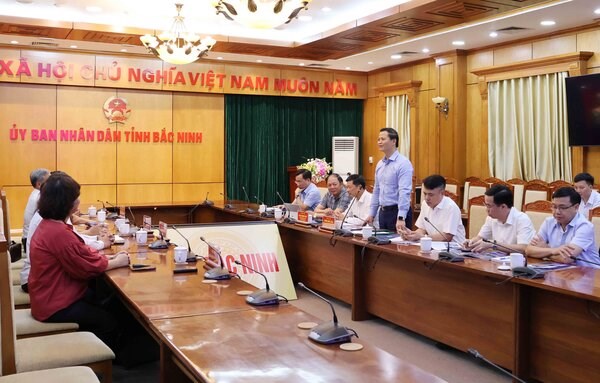Buoi lam viec giua Hoc vien Hang khong Viet Nam va UBND tinh Bac Ninh hom 22.7. Anh: Linh Ngoc