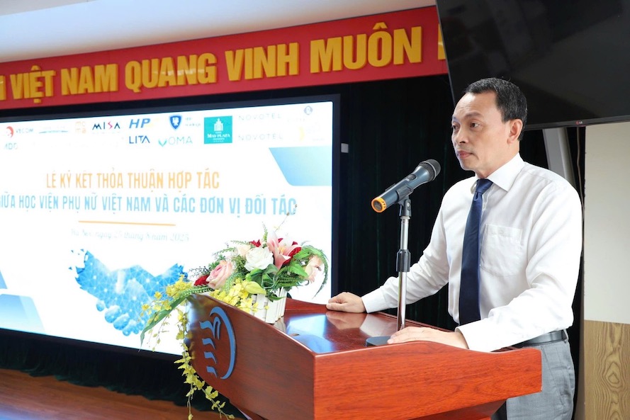 Ong Bui Trung Kien – Pho Chu tich Hiep hoi Thuong mai dien tu Viet Nam. Anh: Xuan Quynh