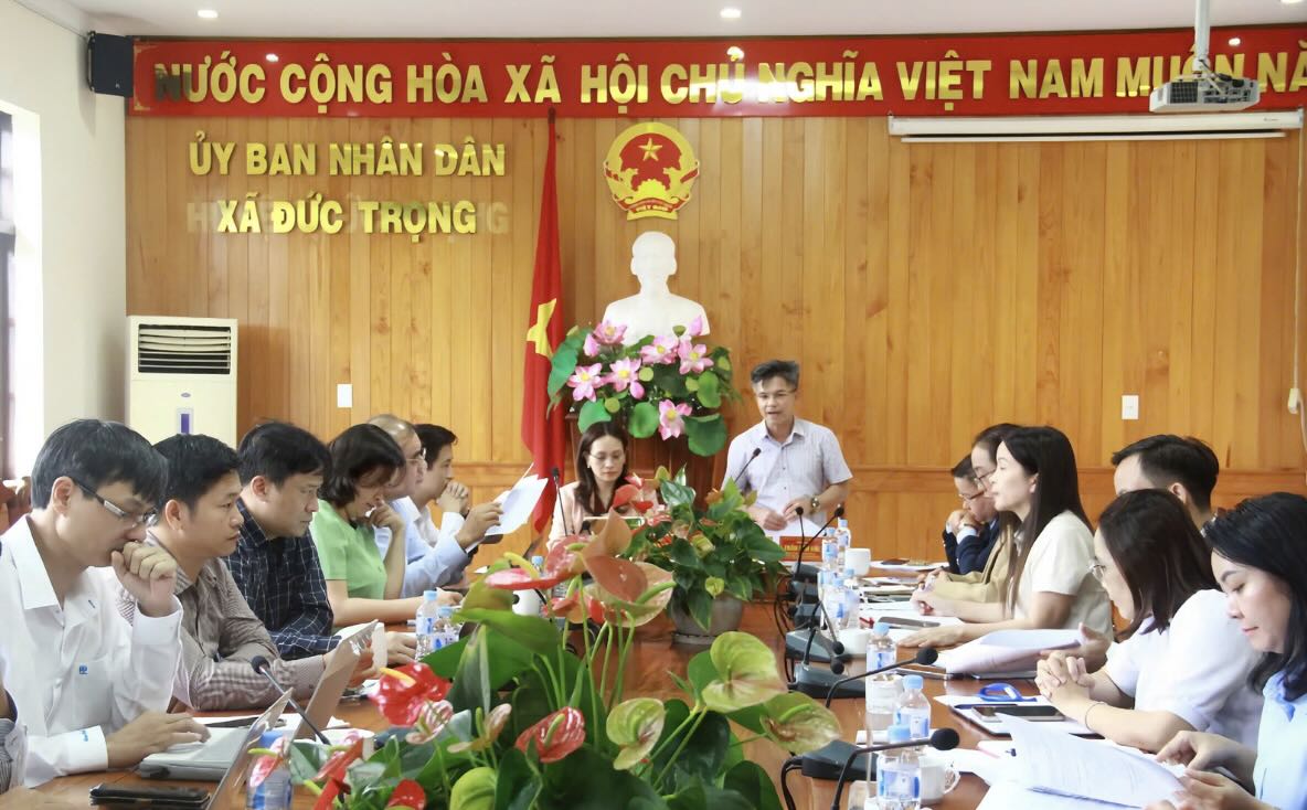 Bo Khoa hoc va Cong nghe dong hanh cung tinh Lam Dong thao go vuong mac, nang cao hieu qua chinh quyen hai cap. Anh: Bo KHCN