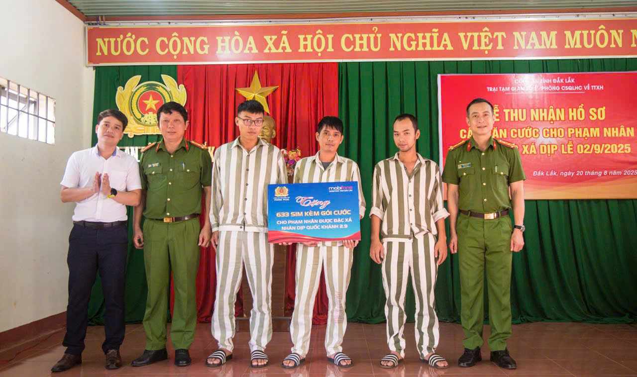 Có 59 phạm nhân ở các Trại tạm giam số 1 và 2 (tỉnh Đắk Lắk) được hưởng đặc xá dịp Quốc khánh 2.9 năm 2025. Ảnh : Công an cung cấp