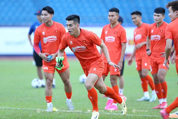 Cung voi nhung tru cot o doi tuyen Viet Nam, nhieu nhan to moi cung duohc trao co hoi o lan tap trung nay. Anh: VFF