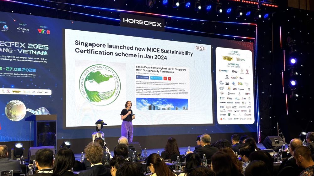 Dien gia, chuyen gia trinh bay tai Hoi nghi quoc te HORECFEX Viet Nam 2025 voi chu de “Dan dat tuong lai nganh khach san”. Anh: Tran Thi