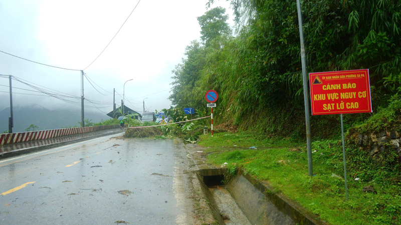 Mot so tuyen duong tai Sa Pa bi sat lo. Anh: Tuan Nguyen