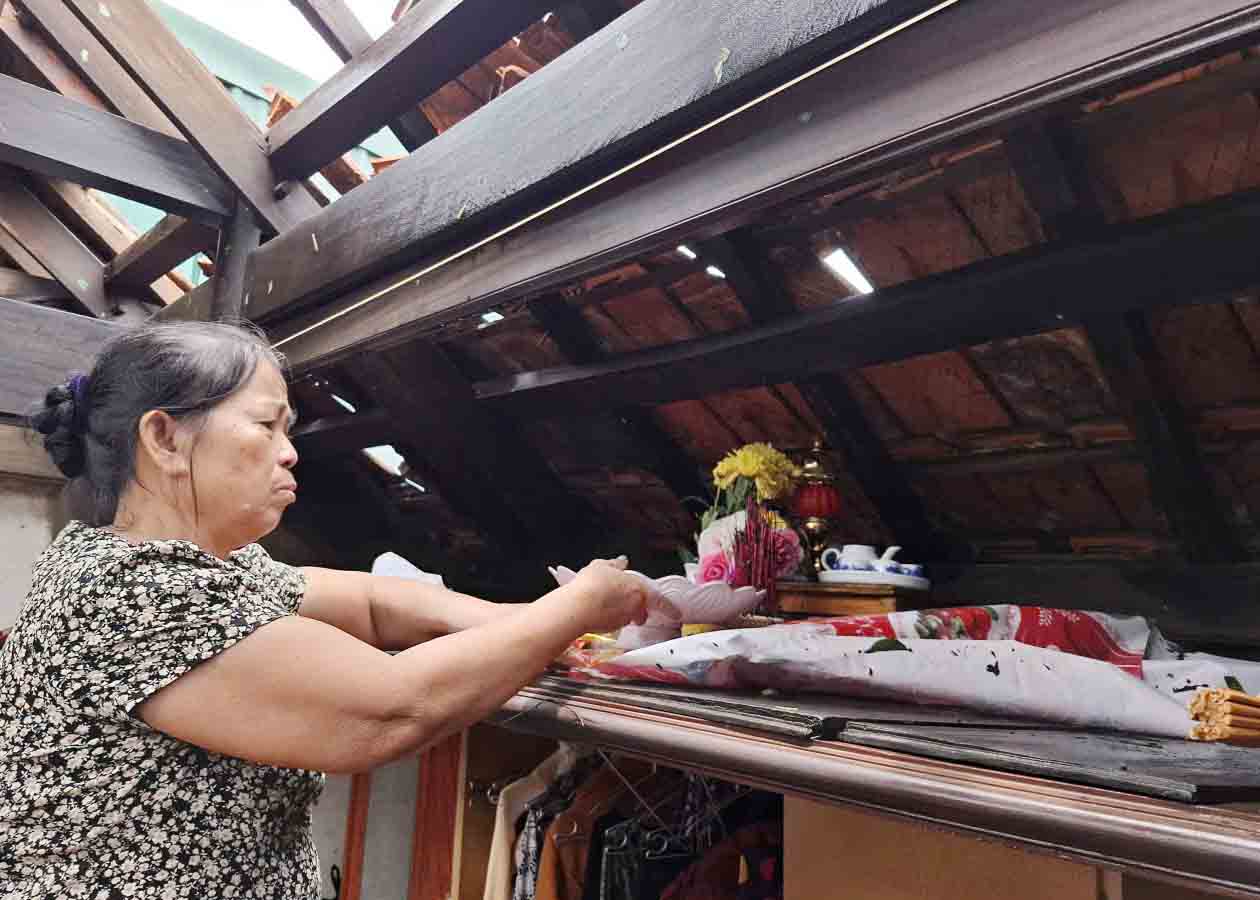 Ban tho chong cung uot sung khien ba Toan khong khoi xot xa. Anh: Tran Tuan.
