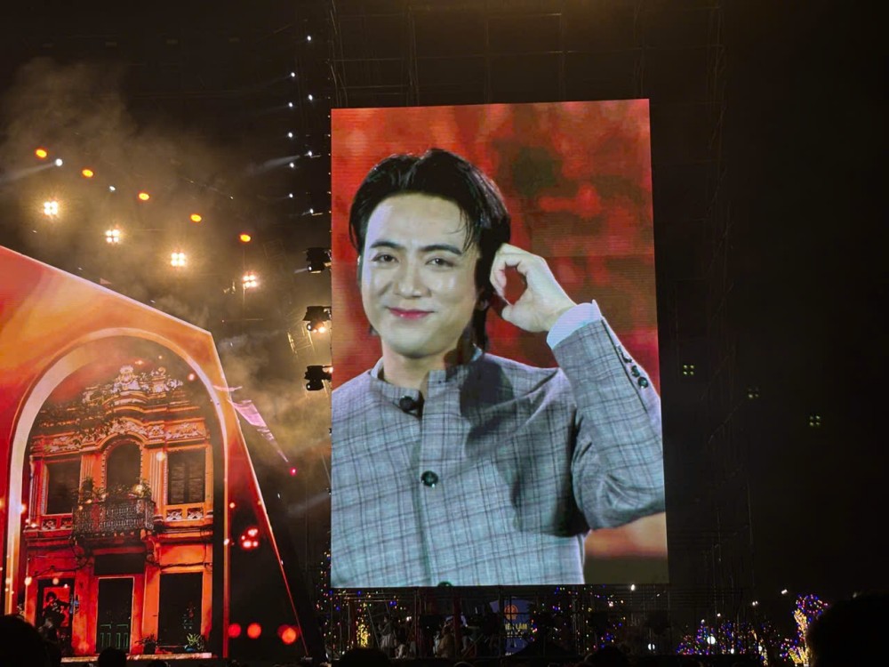 Soobin in the concert "Vietnam in Me". Photo: Huyen Chi