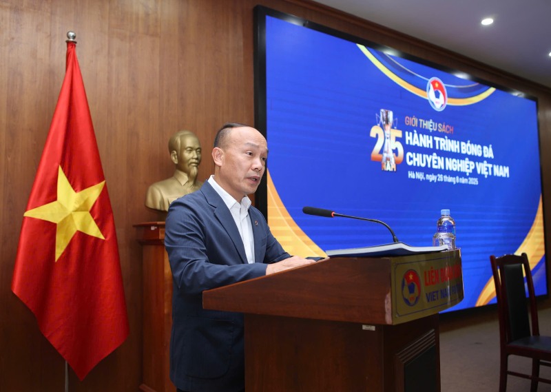 Tong Thu ki VFF Nguyen Van Phu phat bieu tai buoi le. Anh: VFF