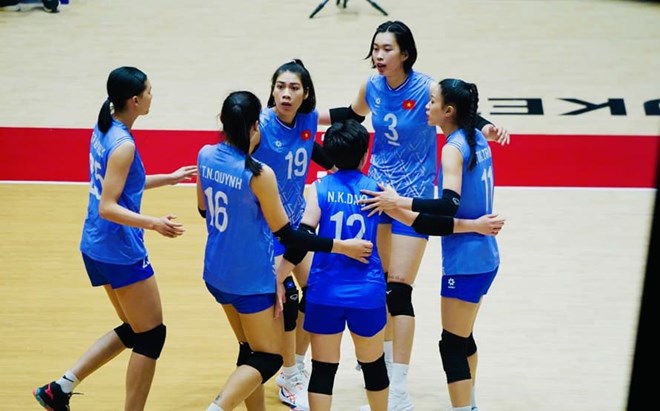 Thanh Thuy (so 3) dang la cau thu choi noi bat nhat cua tuyen bong chuyen nu Viet Nam tai giai vo dich the gioi 2025. Anh: VFV