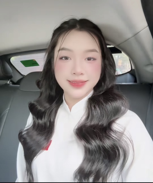 Nhan sac xinh dep cua libero Ha Kieu Vy. Anh: Cat tu video