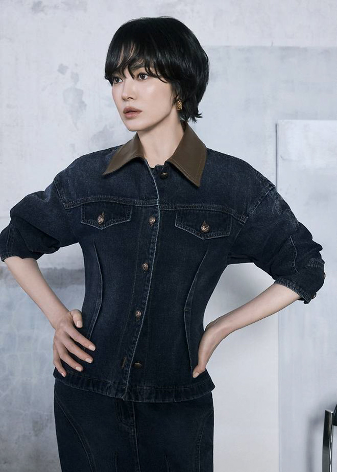 Nu dien vien thu hut voi su moi la ve dien mao. Anh chup tu Sports Chosun
