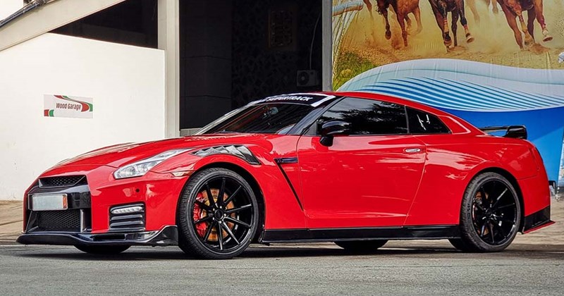 Nissan GT-R R35 độ xuất hiện trên đường phố TPHCM