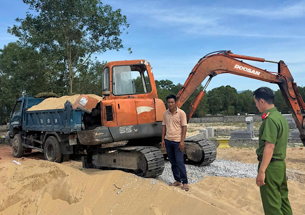 Đối tượng Võ Thái Sơn bị khởi tố vì hành vi vi phạm quy định về khai thác tài nguyên. Ảnh: Công an Quảng Trị