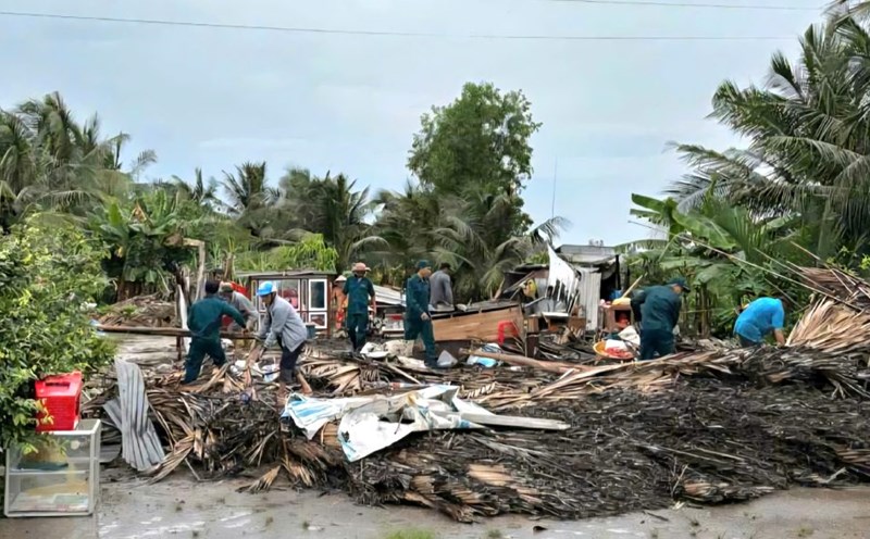 Thunderstorms collapsed a house in Vinh Binh commune. Photo: Provided by the locality