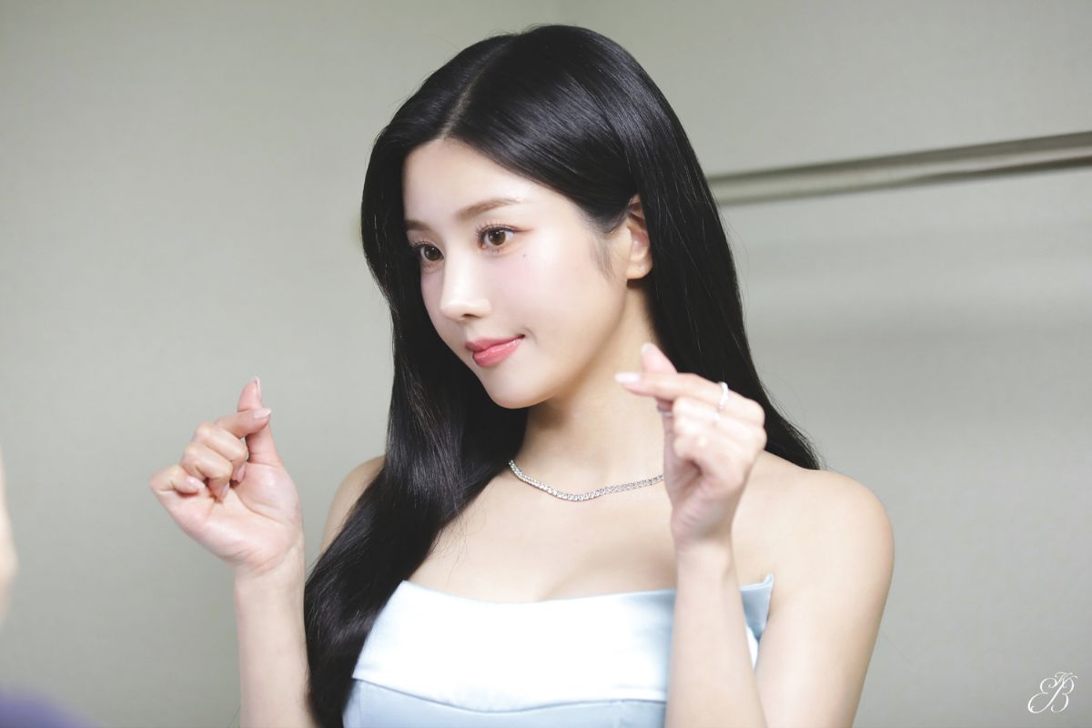 "Waterbomb Goddess" Kwon Eun Bi. Photo: Woollim Entertainment