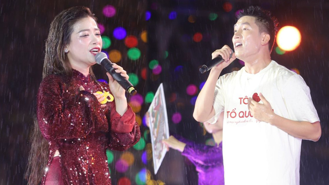 Duong Hoang Yen, Anh Tu in the national concert "Vietnam in Me". Photo: Viet Hung