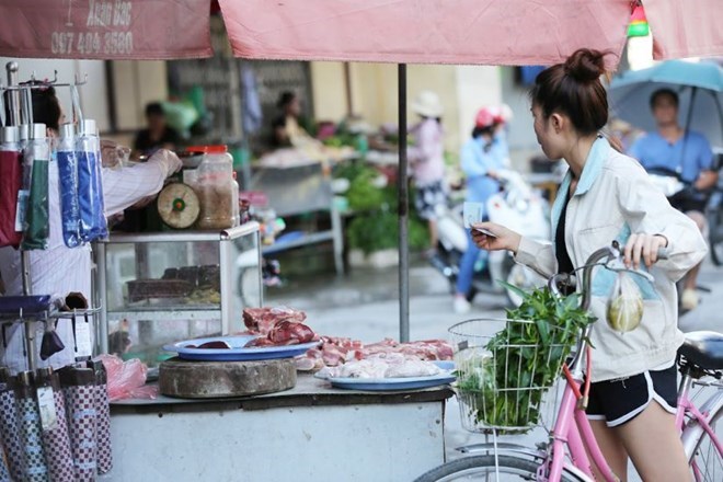 According to regulations, deductions are deductions from taxable income of individuals before determining taxable income from wages and wages. Photo: Hai Nguyen