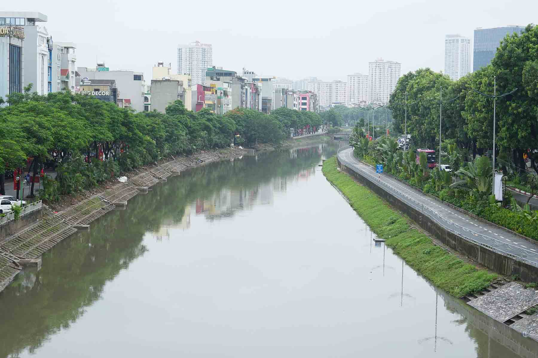 To Lich River, Hanoi on the afternoon of August 26. Photo: Song Huu