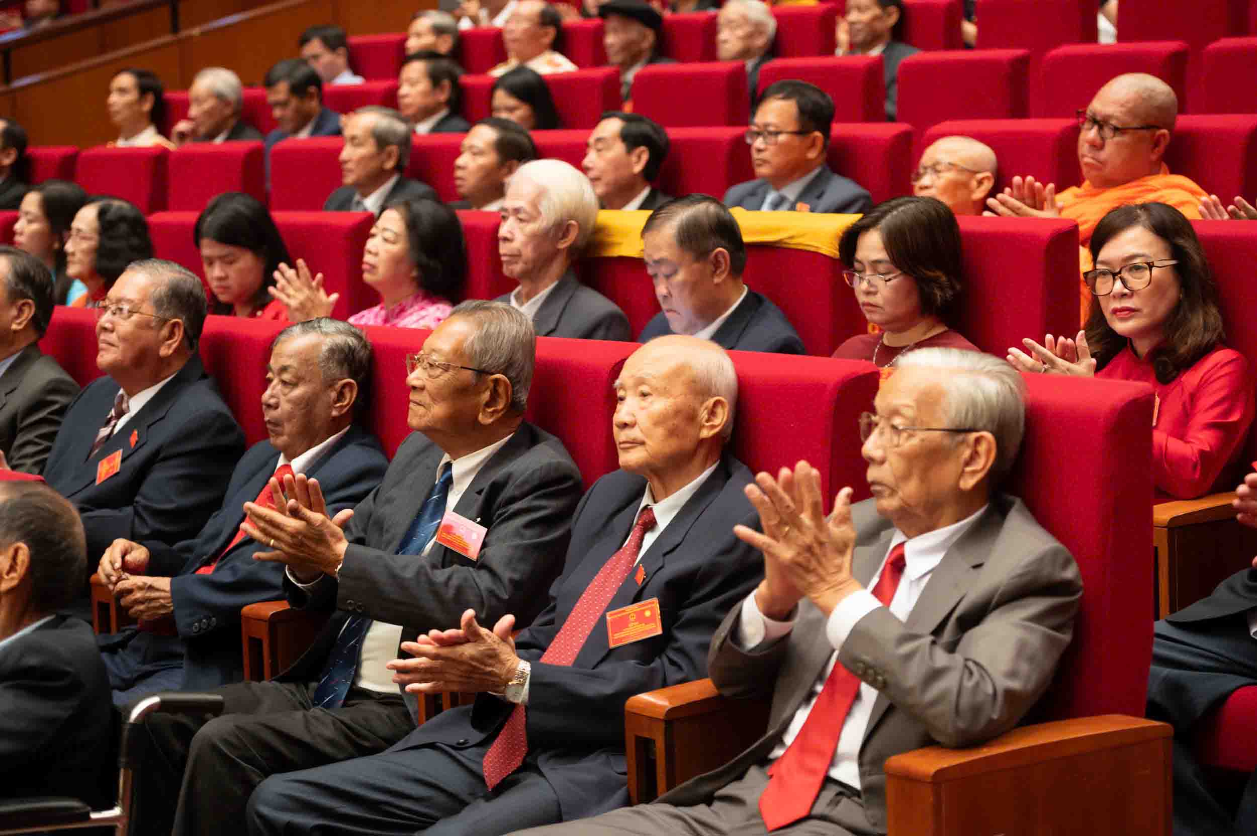 Cac dai bieu Quoc hoi qua cac thoi ky. Anh: Pham Thang.