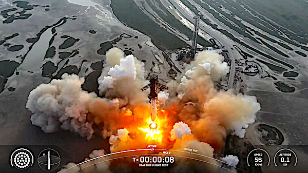 스타십 로켓은 8월 26일 이륙 중입니다. 사진: SpaceX