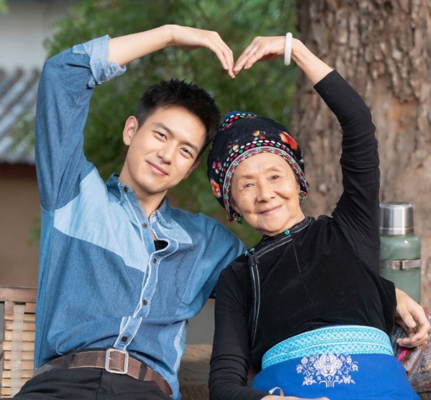 Ngo Ngan Xu dong cung Ly Hien trong phim “Di den noi co gio“. Anh: THVL.