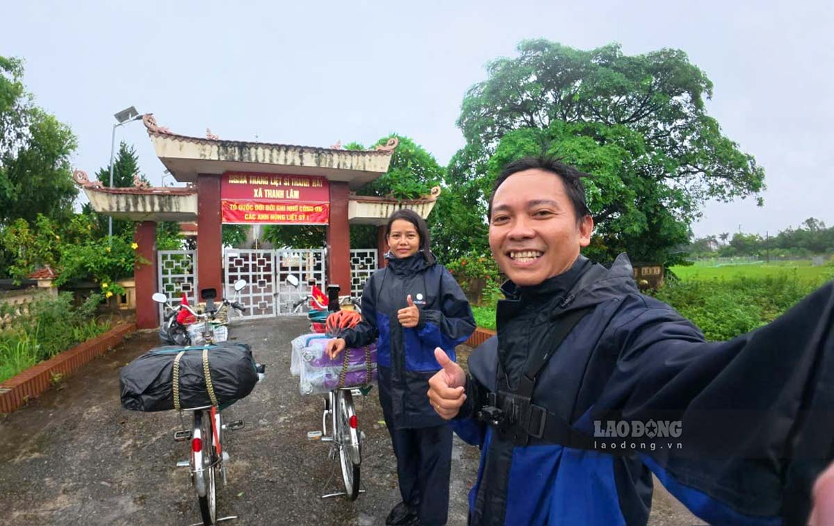 Can Tho の Ho Ngoc Thuy 夫妻は、ハノイまで2 000km以上自転車で移動しました。写真:提供者提供