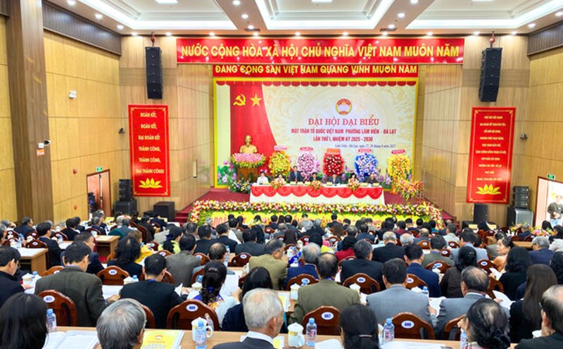 The 1st Congress of the Vietnam Fatherland Front of Lam Vien - Da Lat Ward, term 2025 - 2030 is a commune-level Fatherland Front congress in Lam Dong. Photo: Duc Lam