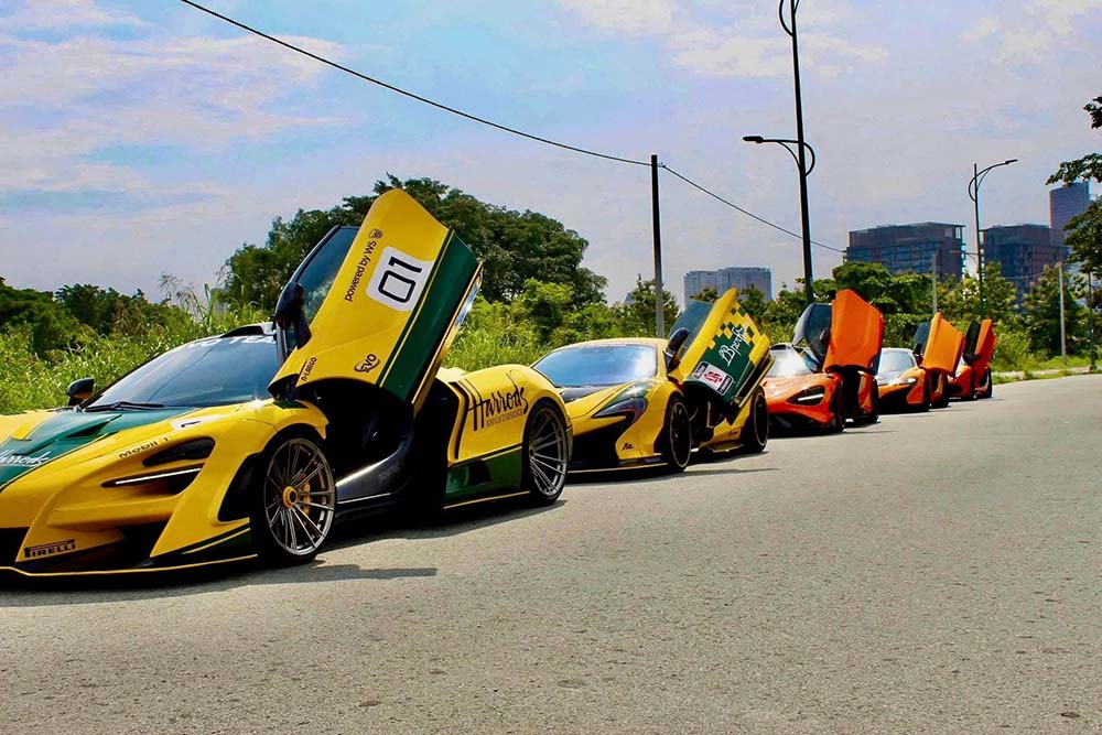 수십억 동 상당의 람보르기니 아벤타도르 SVJ 로드스터 및 많은 희귀 맥라렌 모델이 호치민시에 함께 등장했습니다. 사진: 프엉 응오