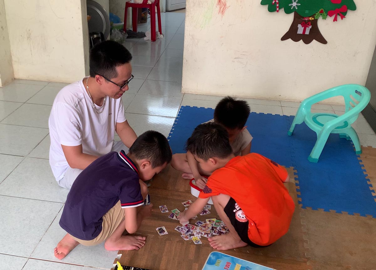 Workers living in social housing areas in Bao Minh Industrial Park (in Lien Minh commune, Ninh Binh province). Photo: Luong Ha
