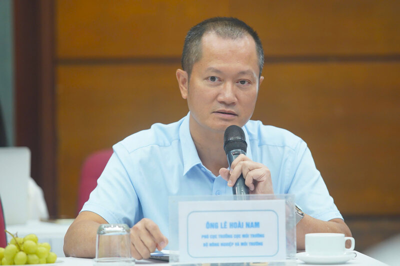 Pho Cuc truong Cuc Moi truong phat bieu tai toa dam. Anh: BTC