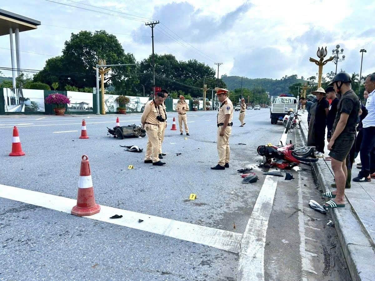 Scene of the traffic collision in Lao Cai. Photo: CACC.