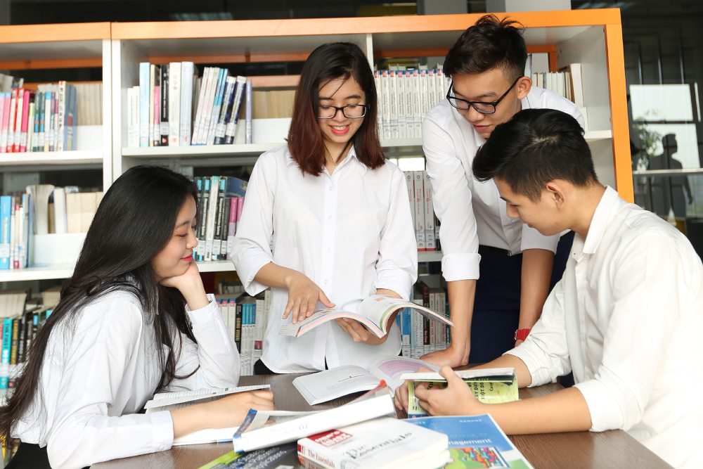 The Politburo issued Resolution 71 on breakthroughs in education and training development. Photo: Hai Nguyen