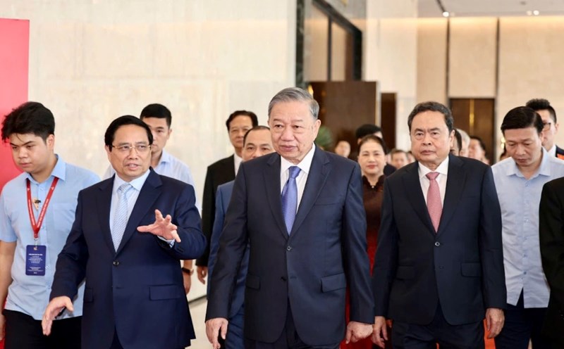 General Secretary To Lam, Prime Minister Pham Minh Chinh, National Assembly Chairman Tran Thanh Man and delegates attended the opening of the Exhibition of achievements "80 years of independence - freedom - Happiness". Photo: VGP/Nhat Bac