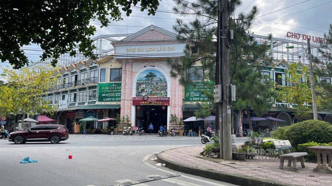 Cho du lich Lao Cai se duoc dau gia. Anh: Dinh Dai