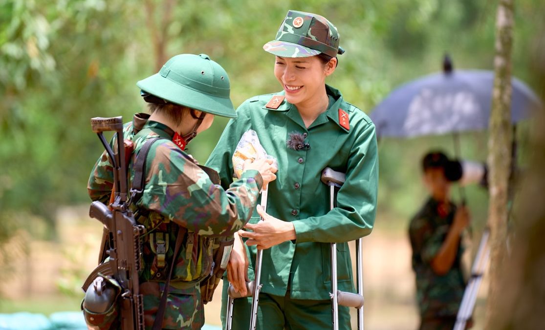 Anh: Nha san xuat.