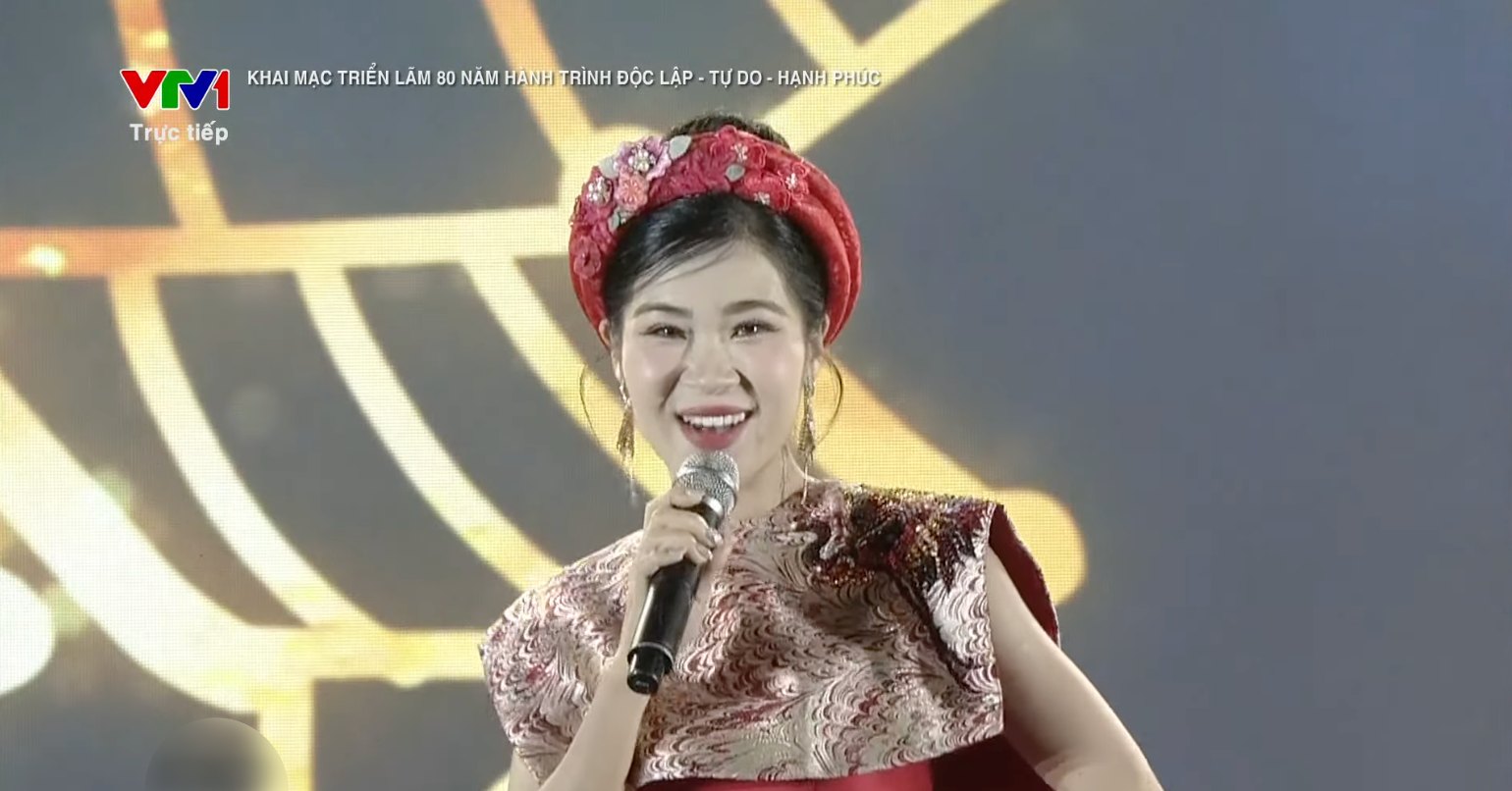 The performance "Hanoi Bamboo Shoots" at the opening of the National Achievement Exhibition. Photo: Cut from video