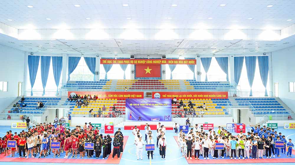 Opening ceremony of the Ho Chi Minh City Summer Sports Festival 2025 in Binh Duong ward. Photo: Ho Chi Minh City Department of Culture, Sports and Tourism